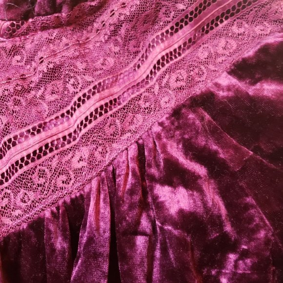 Vintage Lois Martin night gown size Large velvet purple bell sleeve lace trim - Picture 9 of 10